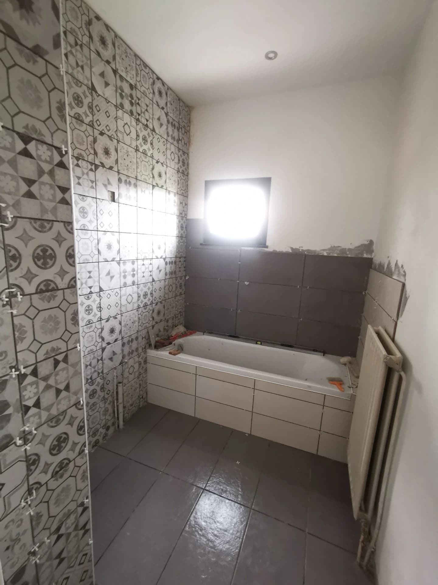 Nos réalisations : Carrelage – exemple de réalisation DOMINDY RÉNOVATION