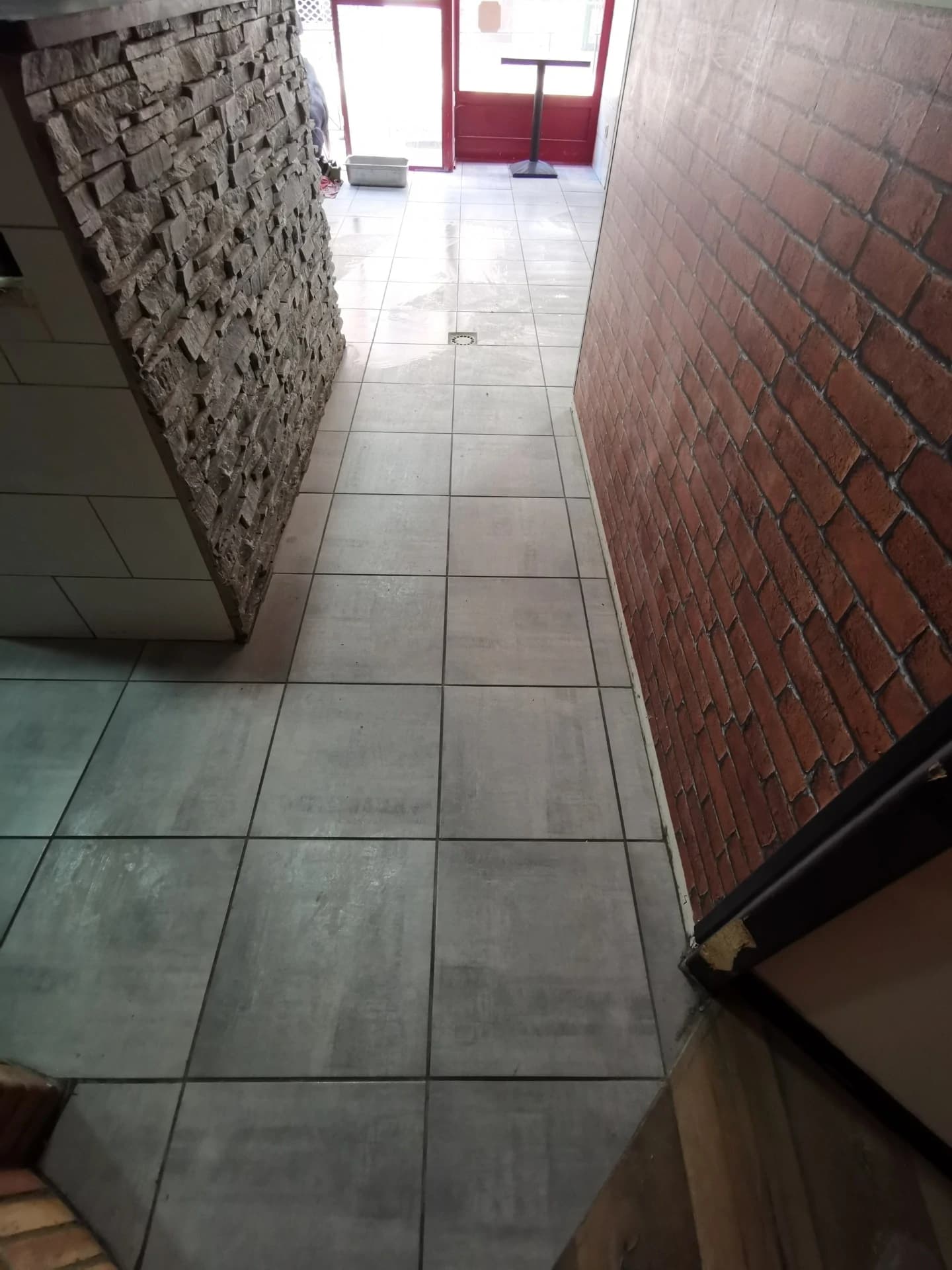 Nos réalisations : Carrelage – exemple de réalisation DOMINDY RÉNOVATION