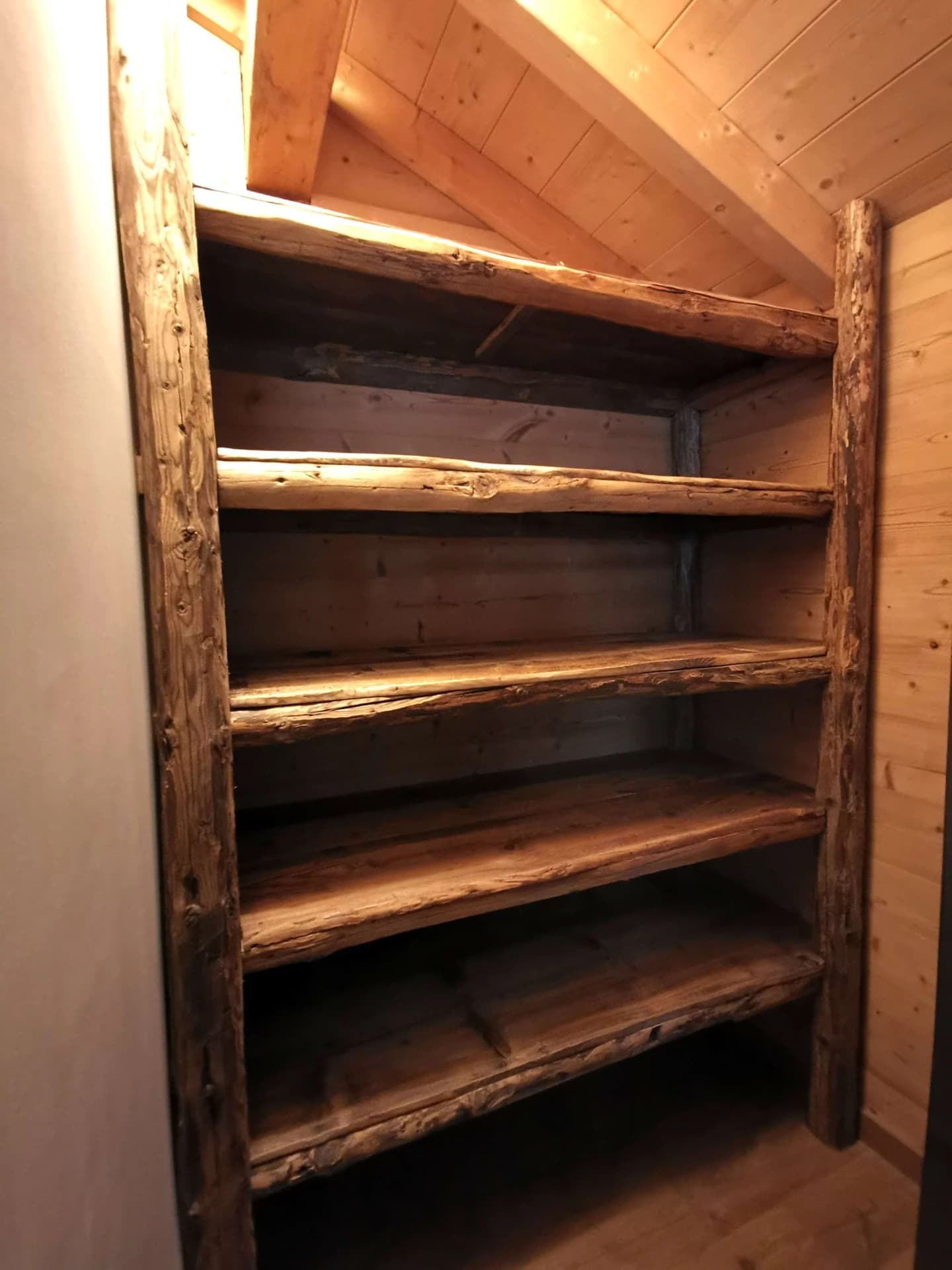 Nos meubles sur-mesure – exemple de réalisation DOMINDY RÉNOVATION