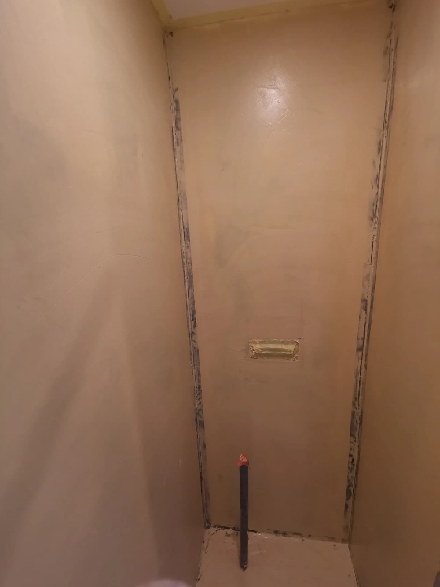 Application de la première couche