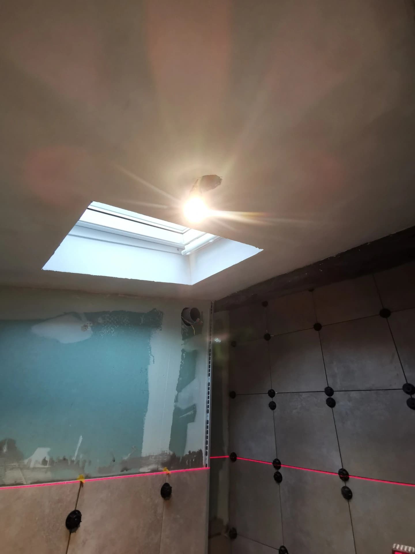 Enduit et peinture du plafond