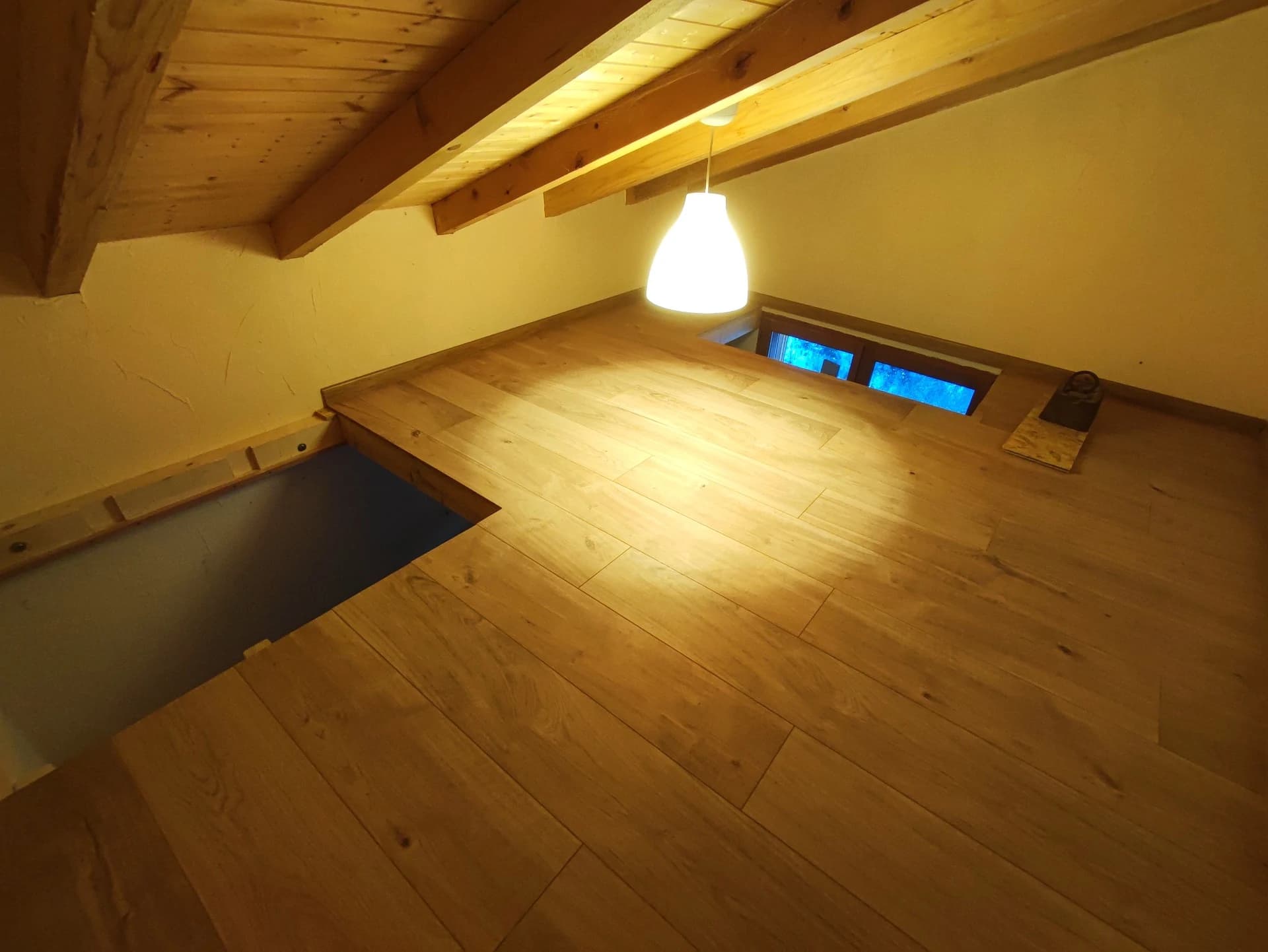 Laissons place au beau parquet flottant