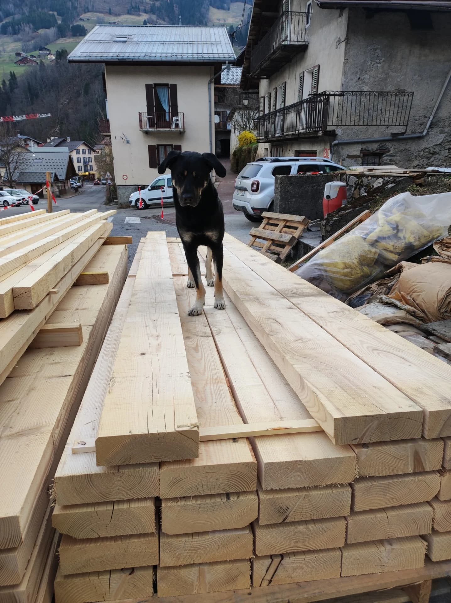 Rénovation d'une ancienne maison à Beaufort (73270) – vue du chantier 38