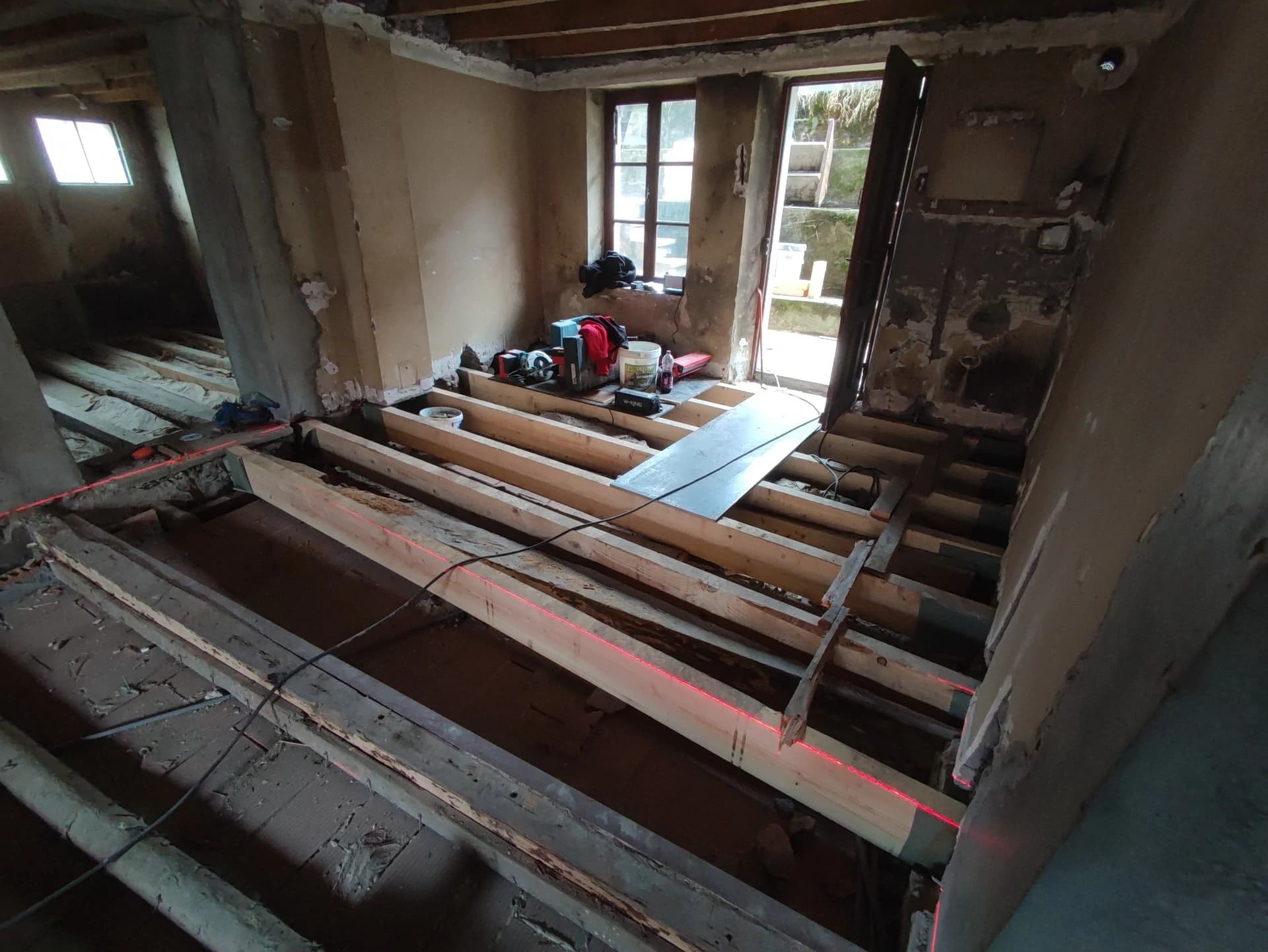 Rénovation d'une ancienne maison à Beaufort (73270) – vue du chantier 40