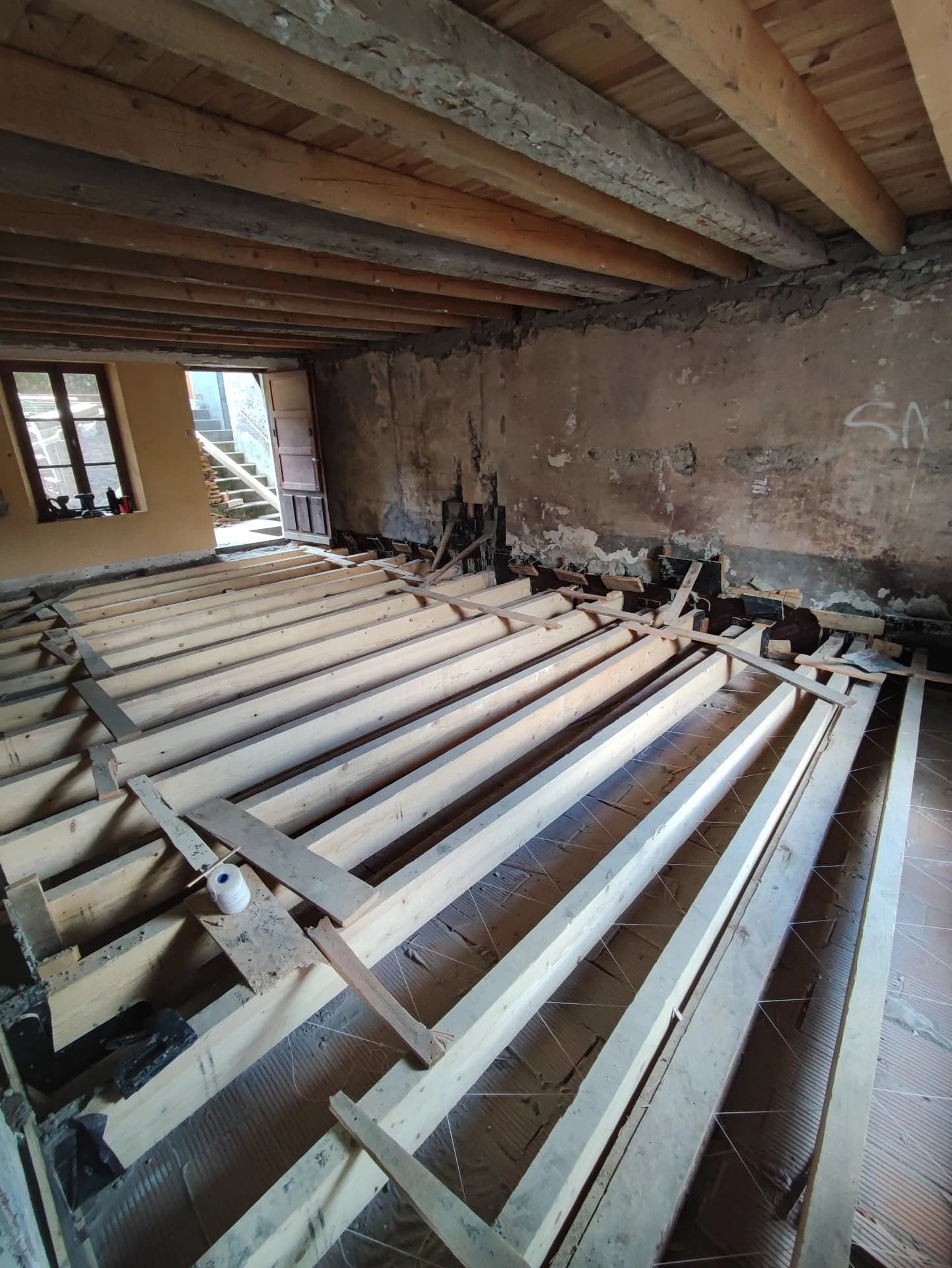 Rénovation d'une ancienne maison à Beaufort (73270) – vue du chantier 44