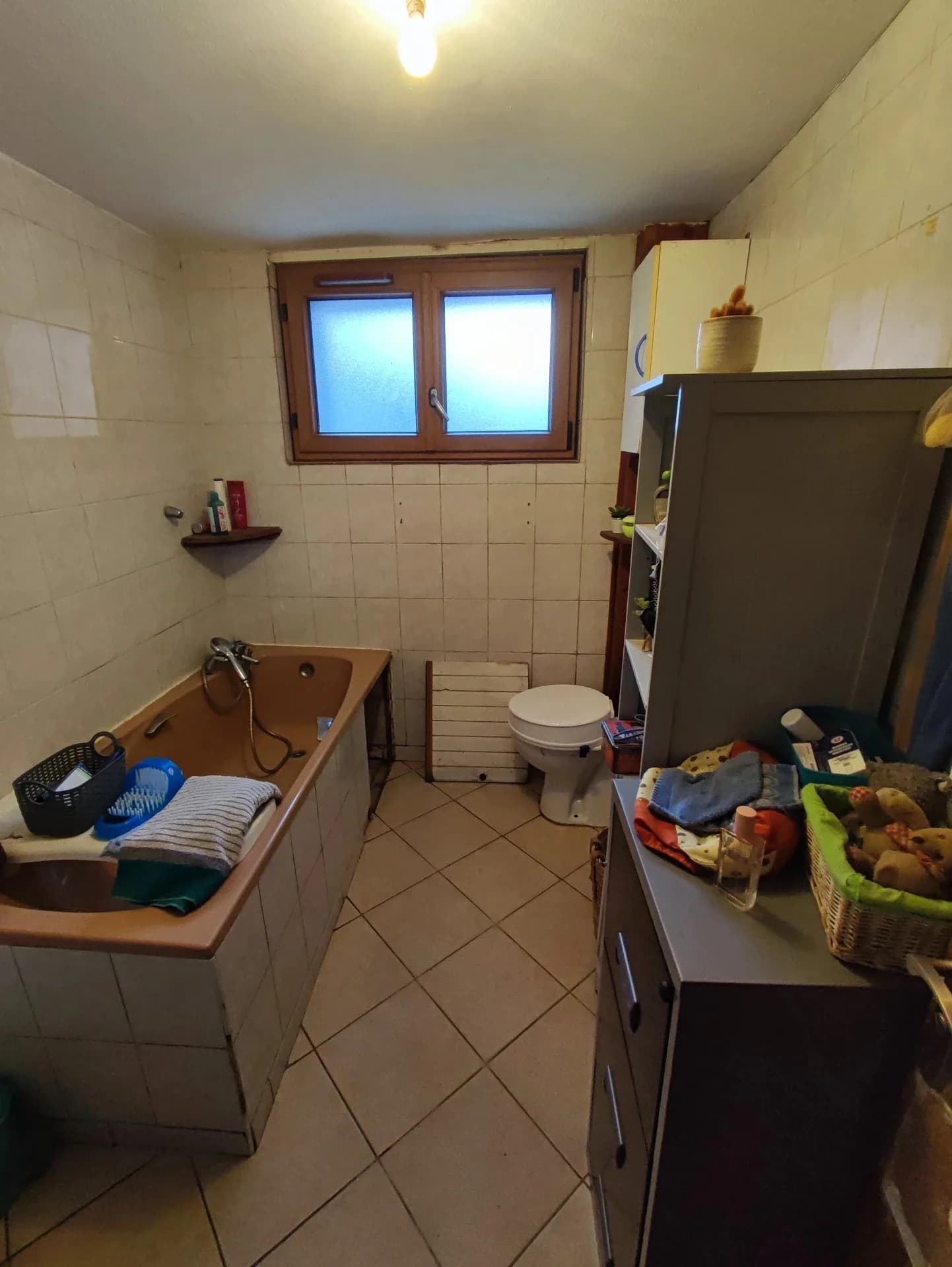 Rénovation salle de bain à Esserts-Blay – vue du chantier 35