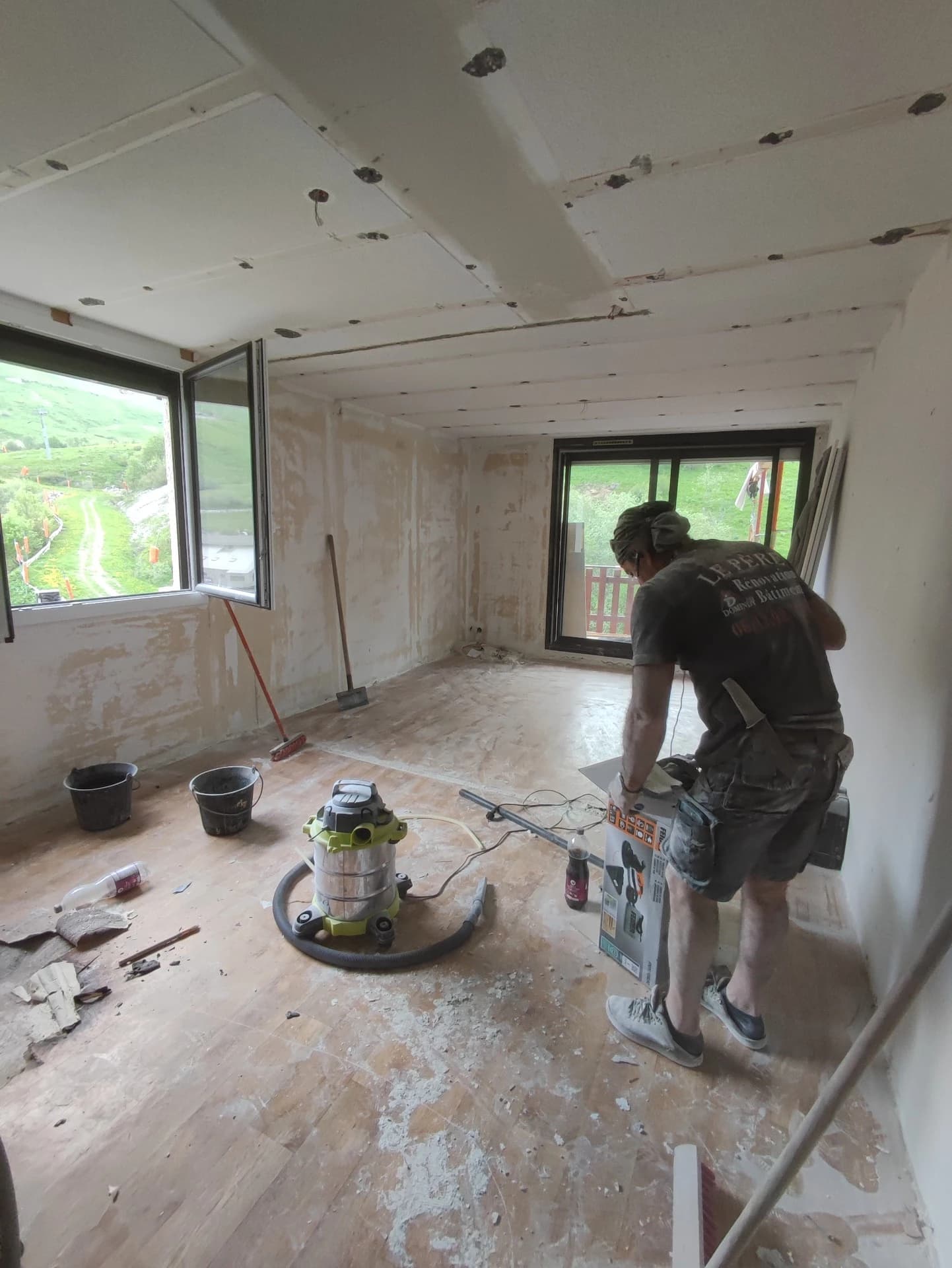 Rénovation d'appartement à St François Longchamp 73130 – vue du chantier 10