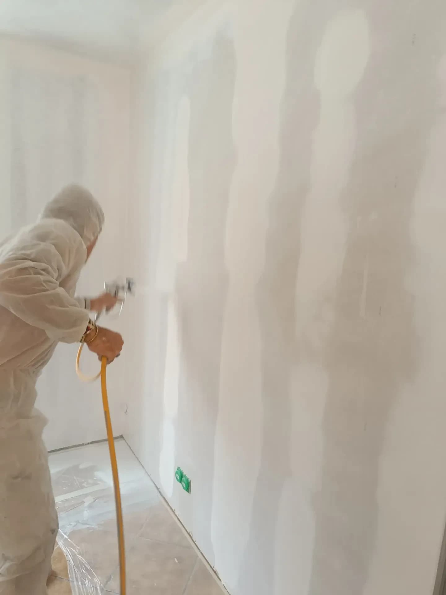 Réfection complète d'un salon/cuisine à Petit-Coeur – vue du chantier 31