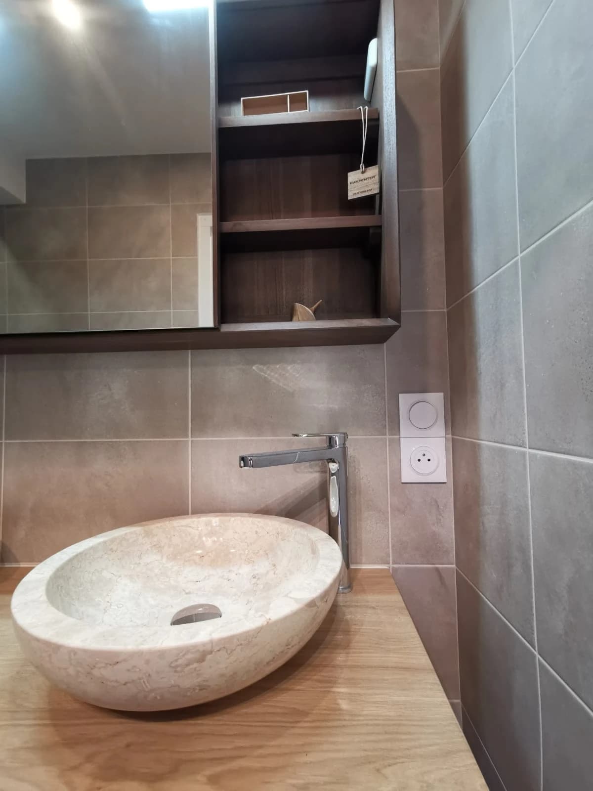 Rénovation salle de bain à Celliers – vue du chantier 35