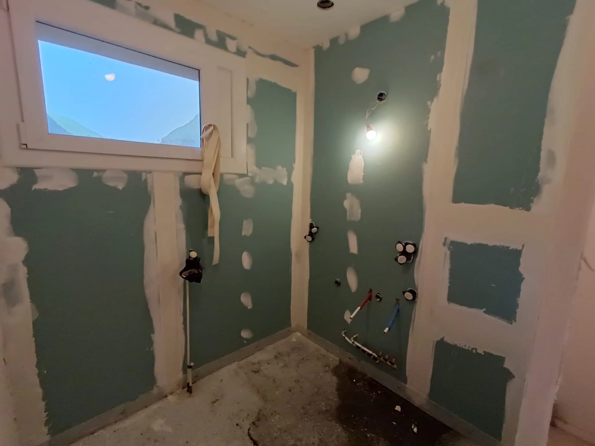 Rénovation salle de bain à Aigueblanche – vue du chantier 18
