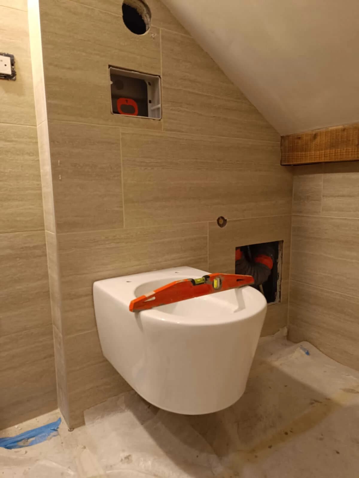 Fixation du WC suspendu