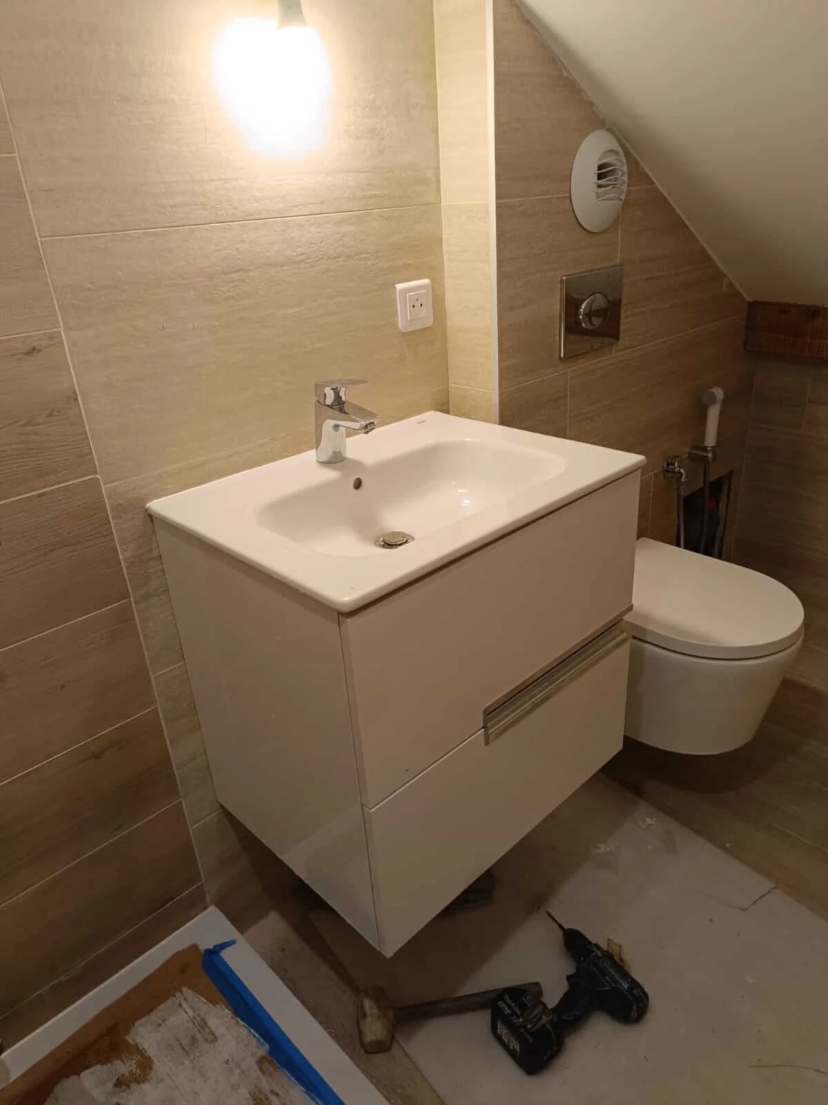 Rénovation salle de bain à Pallud – vue du chantier 35