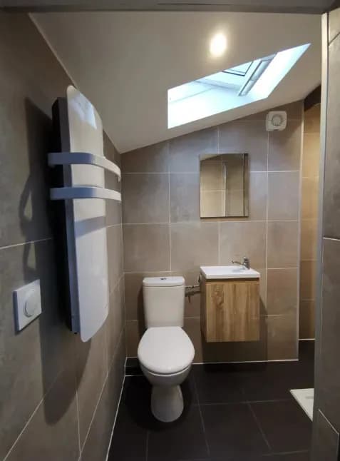 La salle de bain du 4ème étage Rénovation d'une salle de bain à Moutiers